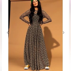 Dressed in Lala LALA ORIGINAL DESIGN: More You Mesh Maxi Dress in Flower